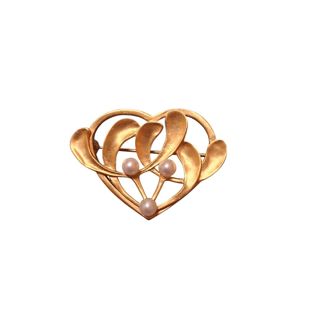Vintage MMA MAd Pearl Leaf Brooch Pin Romantic Heart